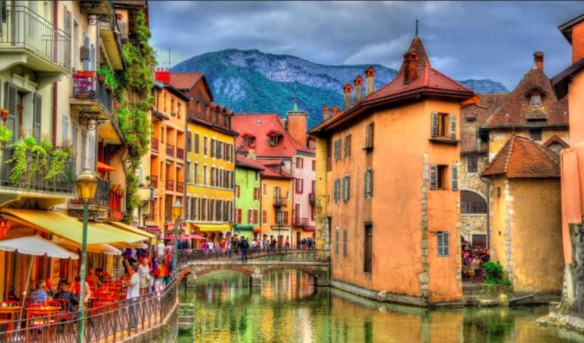 Spacious Modern 2 Bedroom Flat Great Location Old Town + Lake Annecy Bagian luar foto